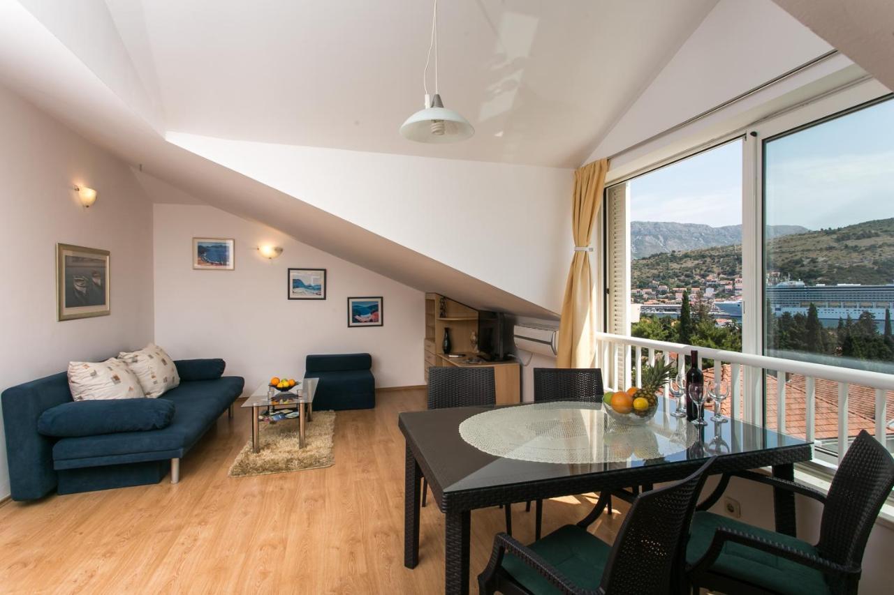 Lala Apartment *